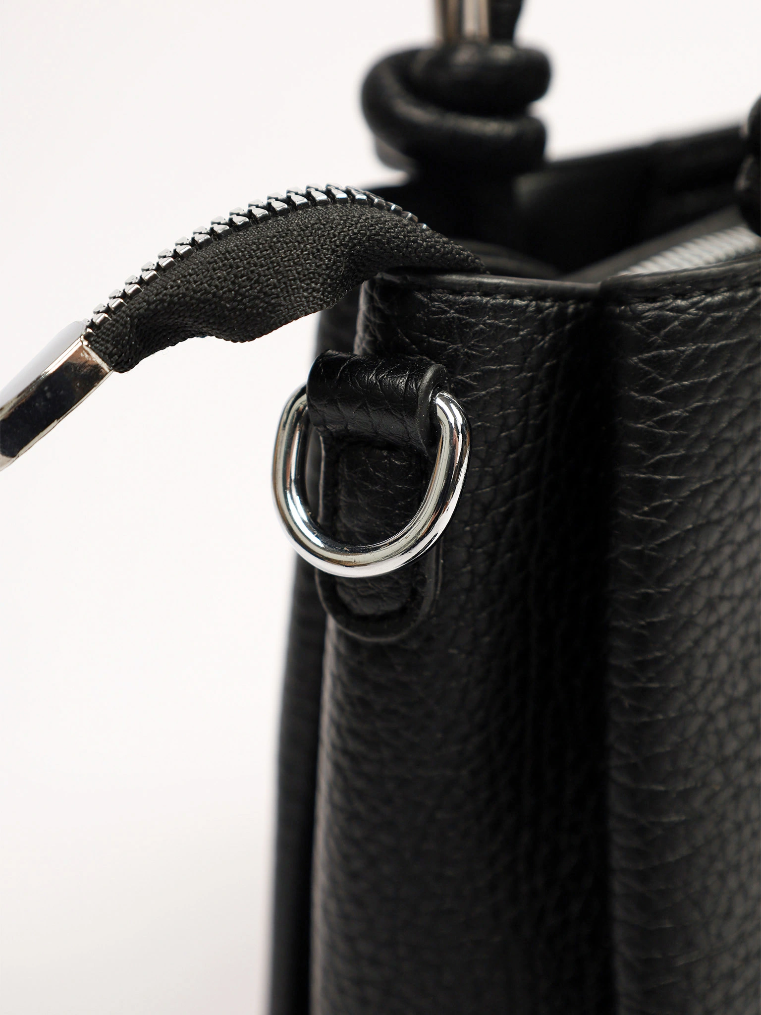 Сумка-тоут с округлыми ручками в ассортименте